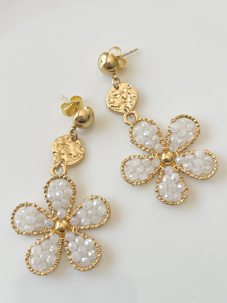boucles fleur perles blanches doré
