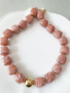 Collier perles vieux rose doré