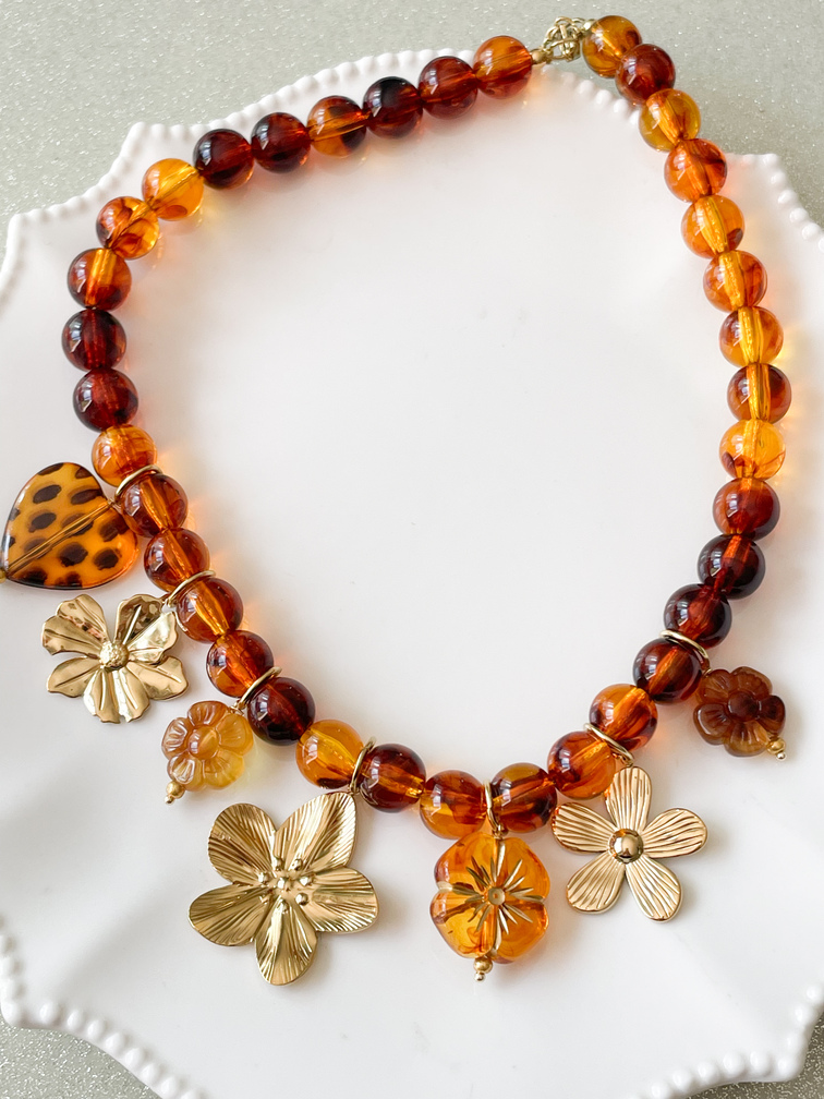 collier Paloma ambre fleurs doré