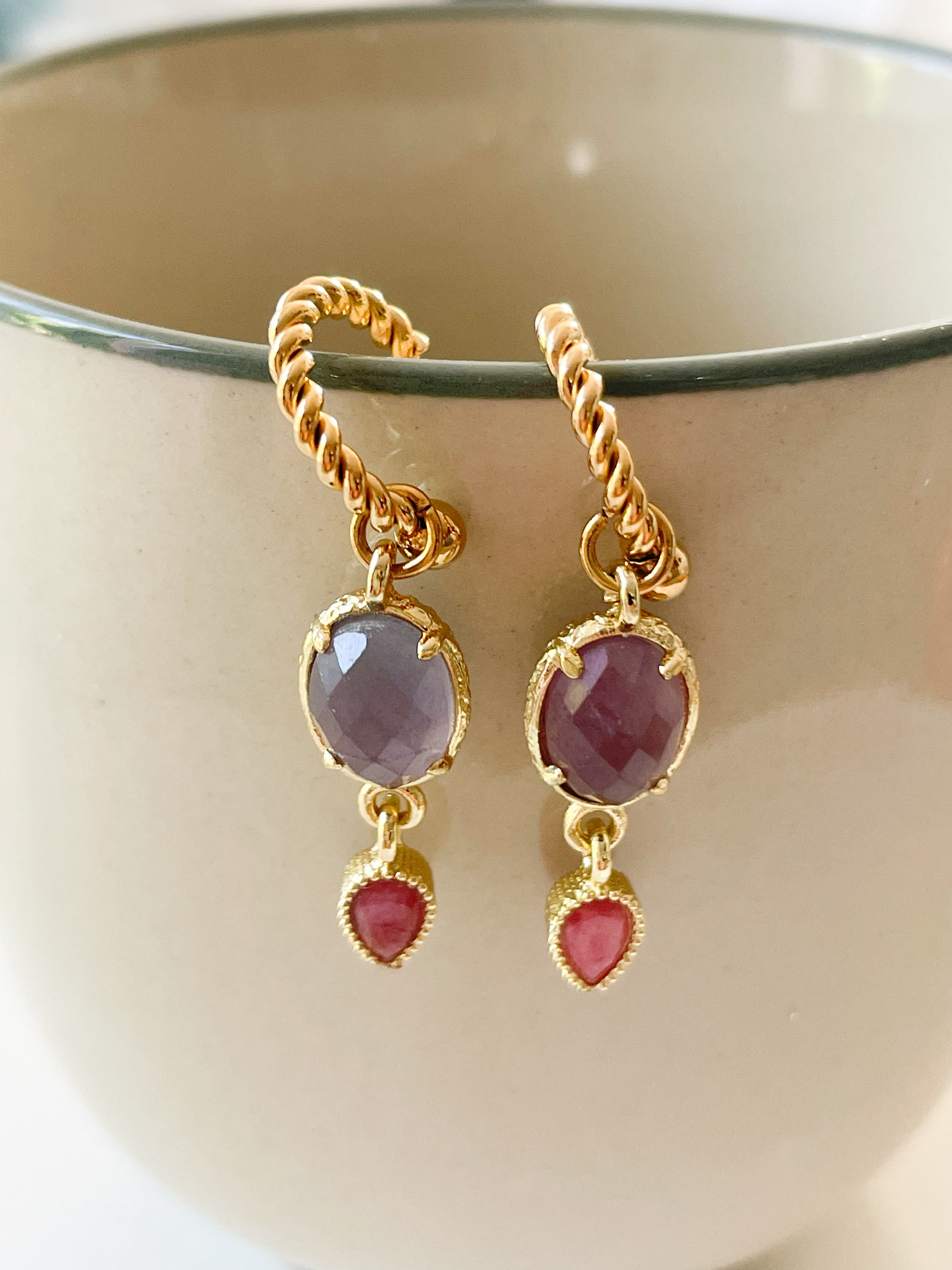 Boucles pierres Suzy violet doré 