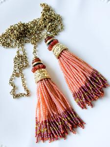 Collier sautoir perles rose doré