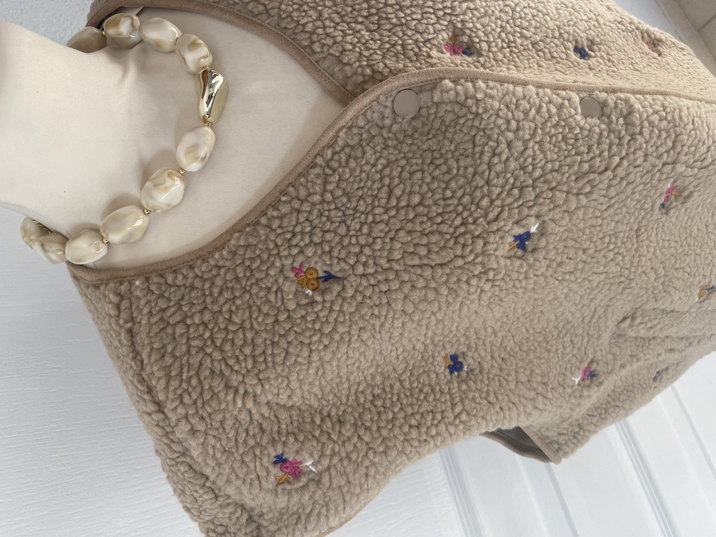 gilet sans manche moumoute marron fleurs 36/40