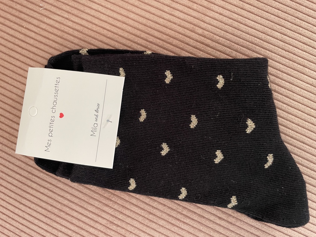 Chaussettes coeur noir de capsule Cricri