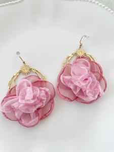 boucles fleur tissu rose doré