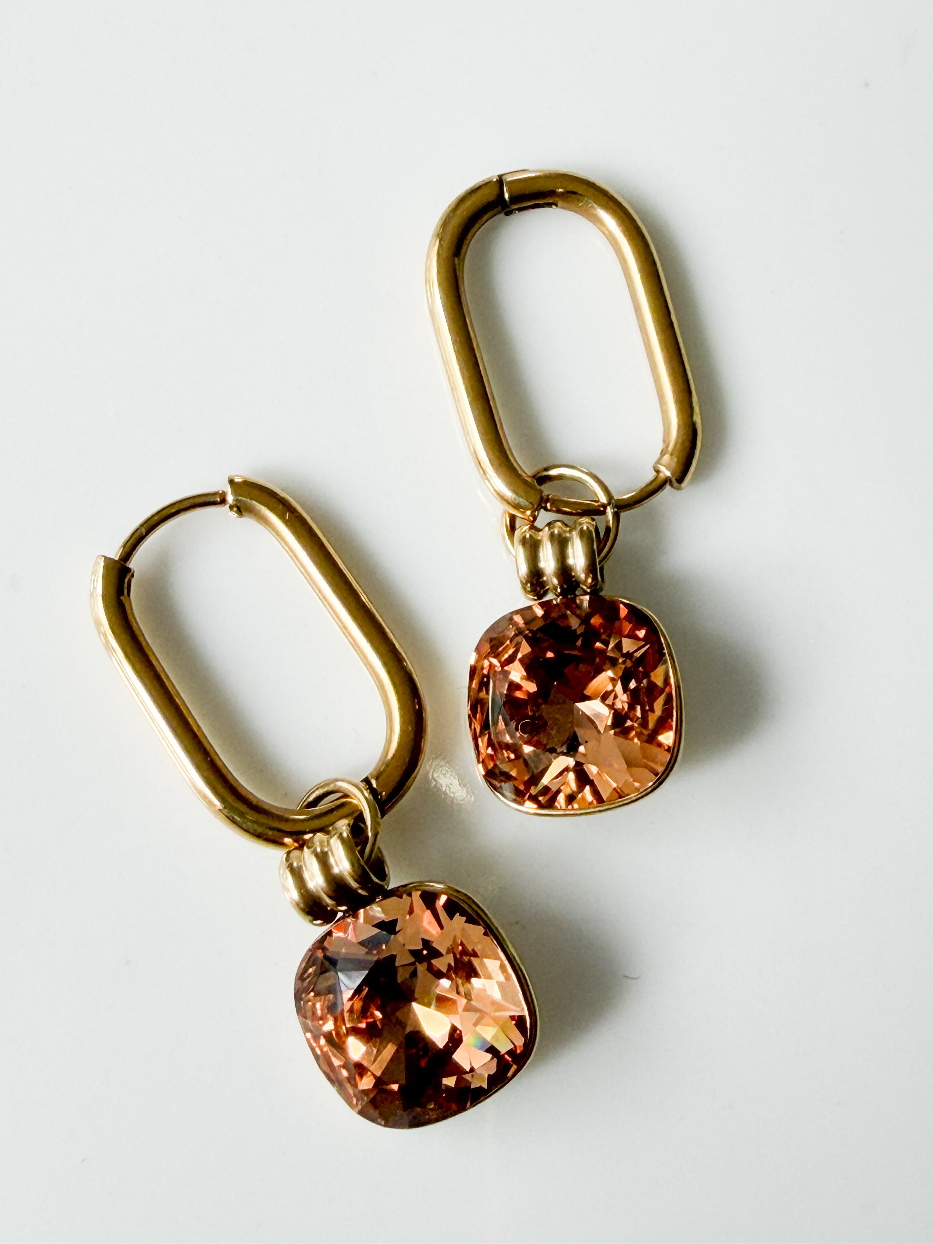 Boucles cristal créoles rectangle marron doré