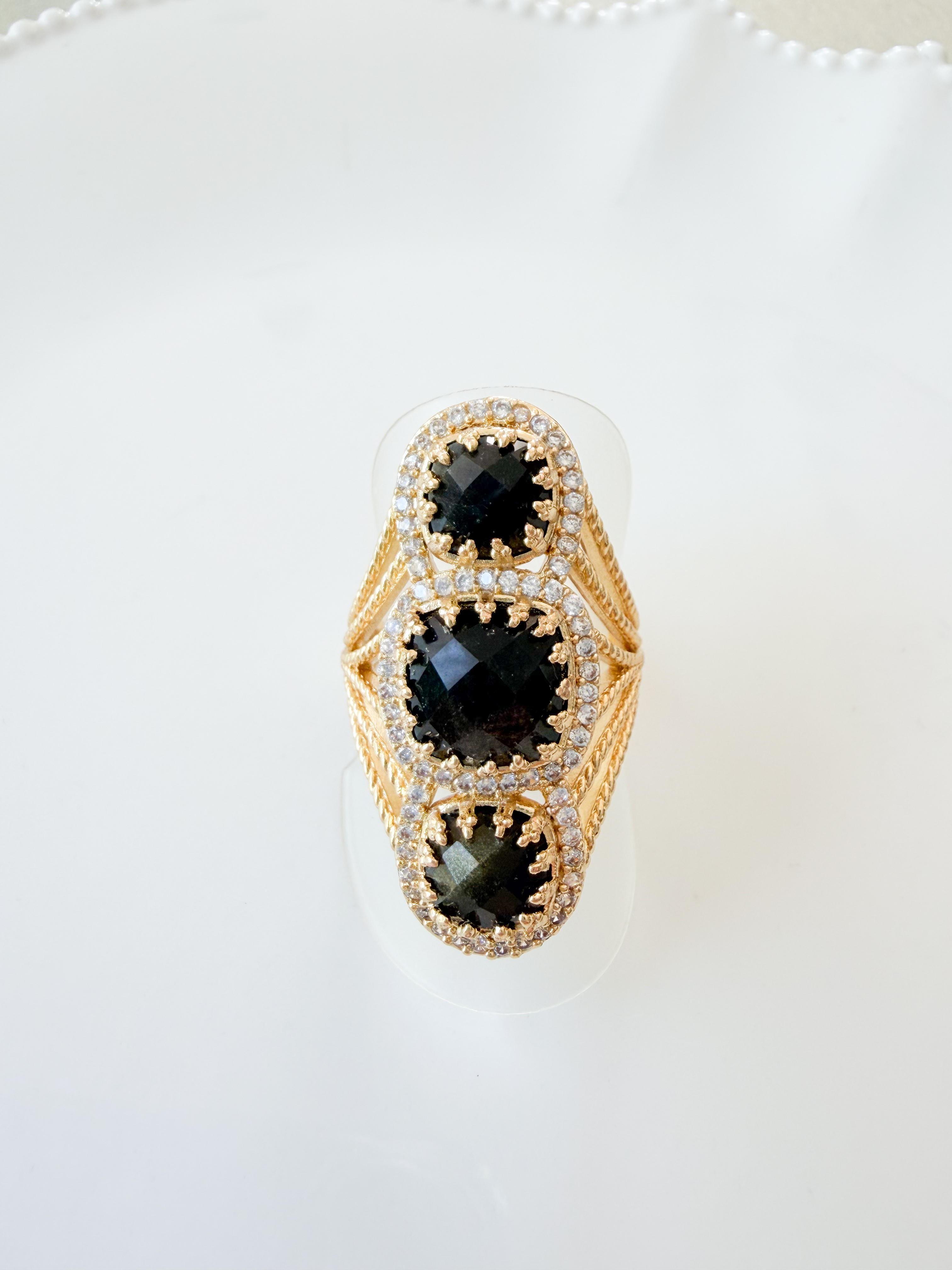 Bague Rio strass noir doré