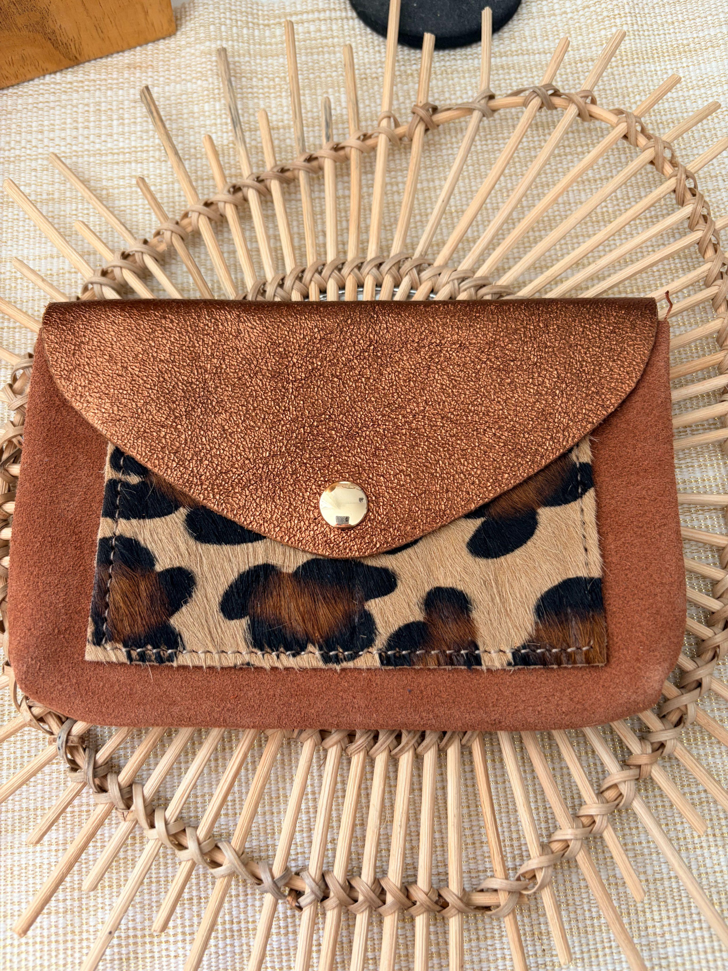 pochette cuir graou beige