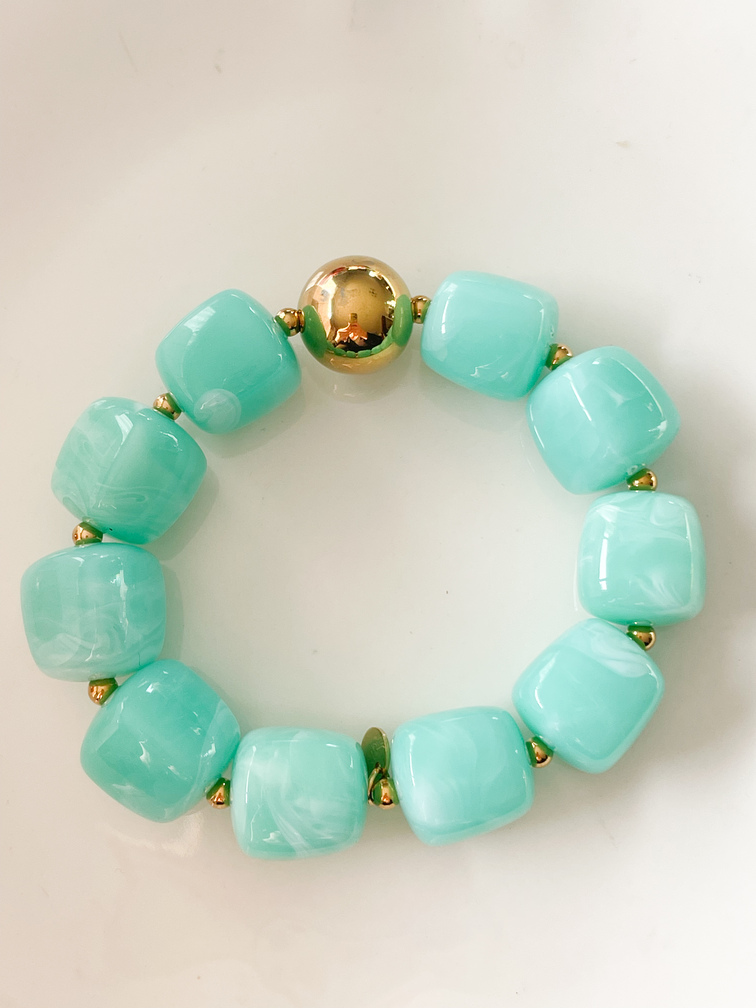 Bracelet perles vert clair doré
