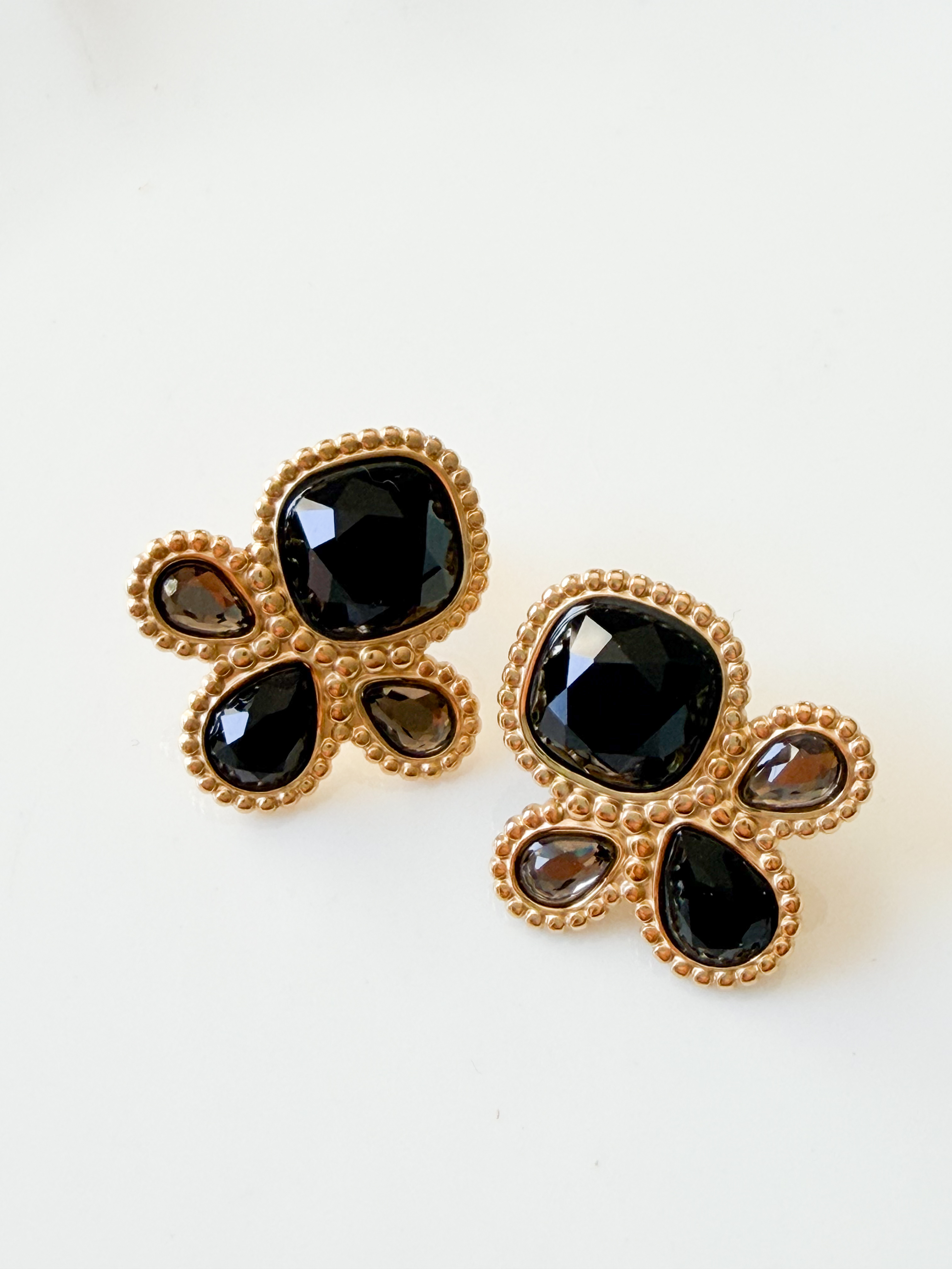 Boucles Pauline noir doré