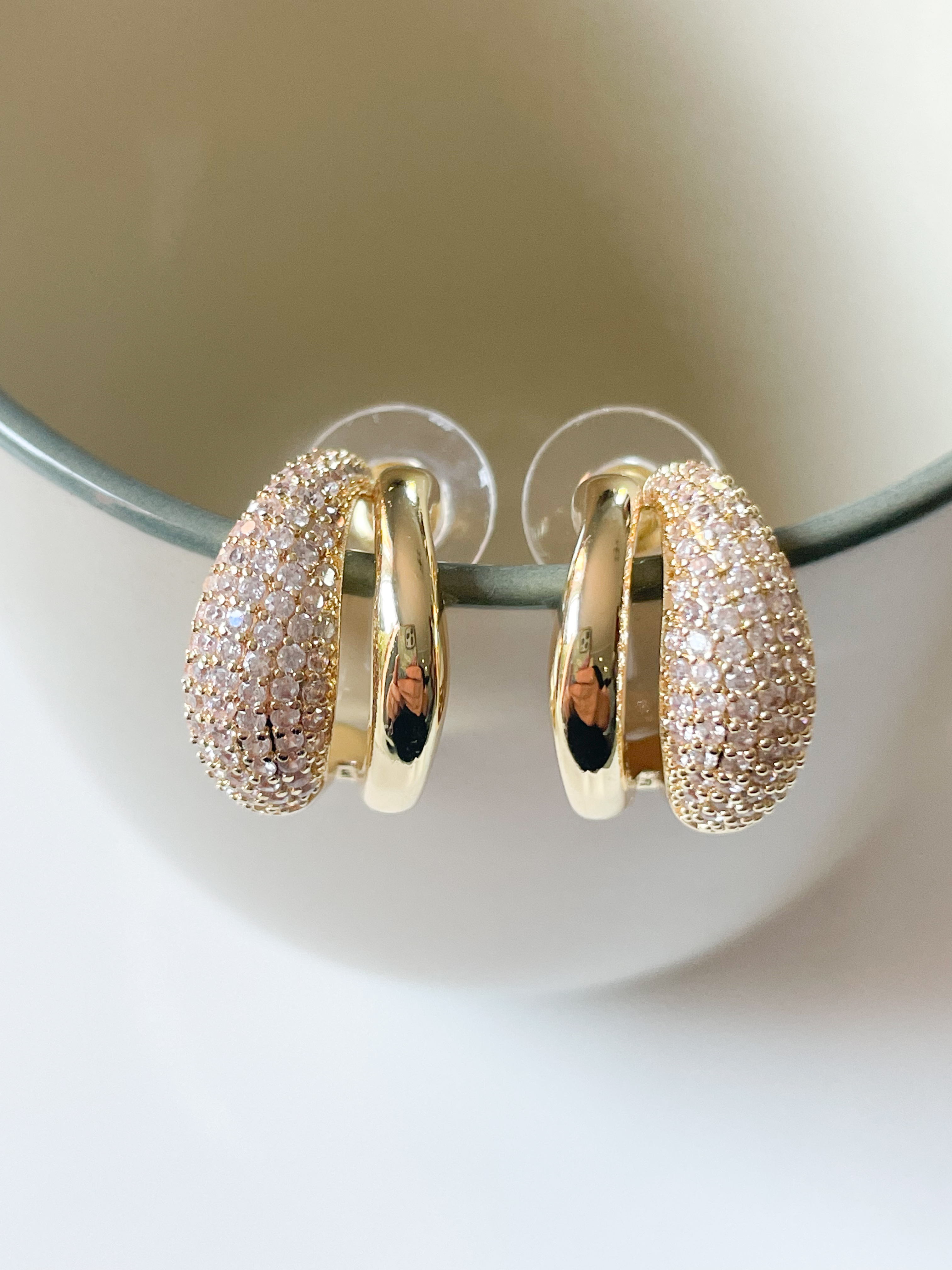 Boucles strass Capucine blanc doré