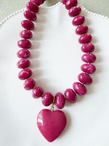 Collier perles coeur lie de vin