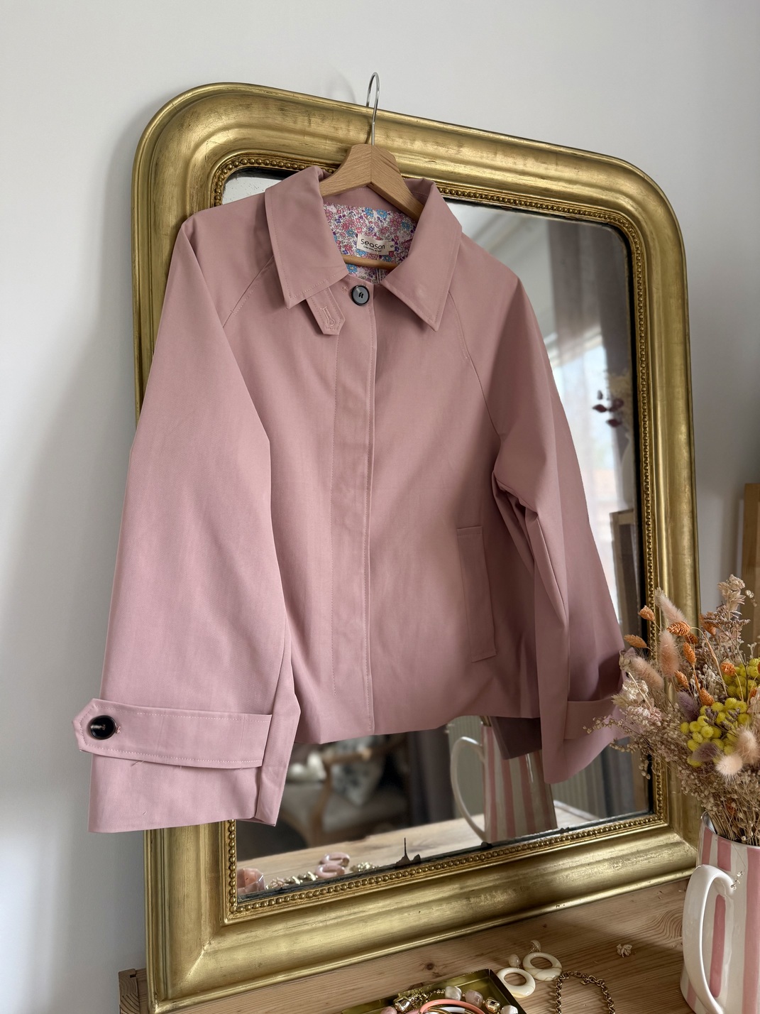 veste trench court Season 36/38 rose liberty de la capsule de Cricri
