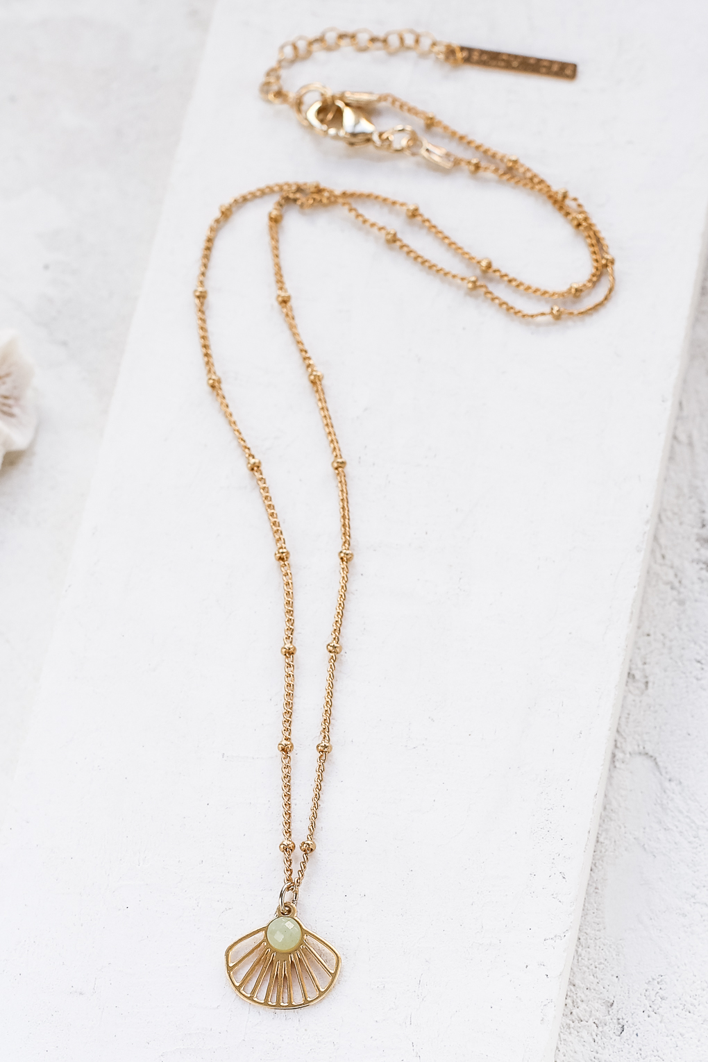 collier Belize vert doré de Shlomit Ofir