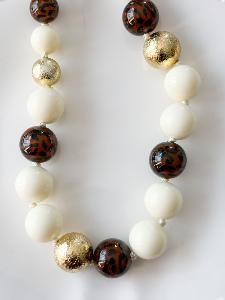 Collier Pedro beige graou doré