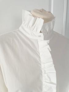 Chemise blanc taille S capsule Cricri