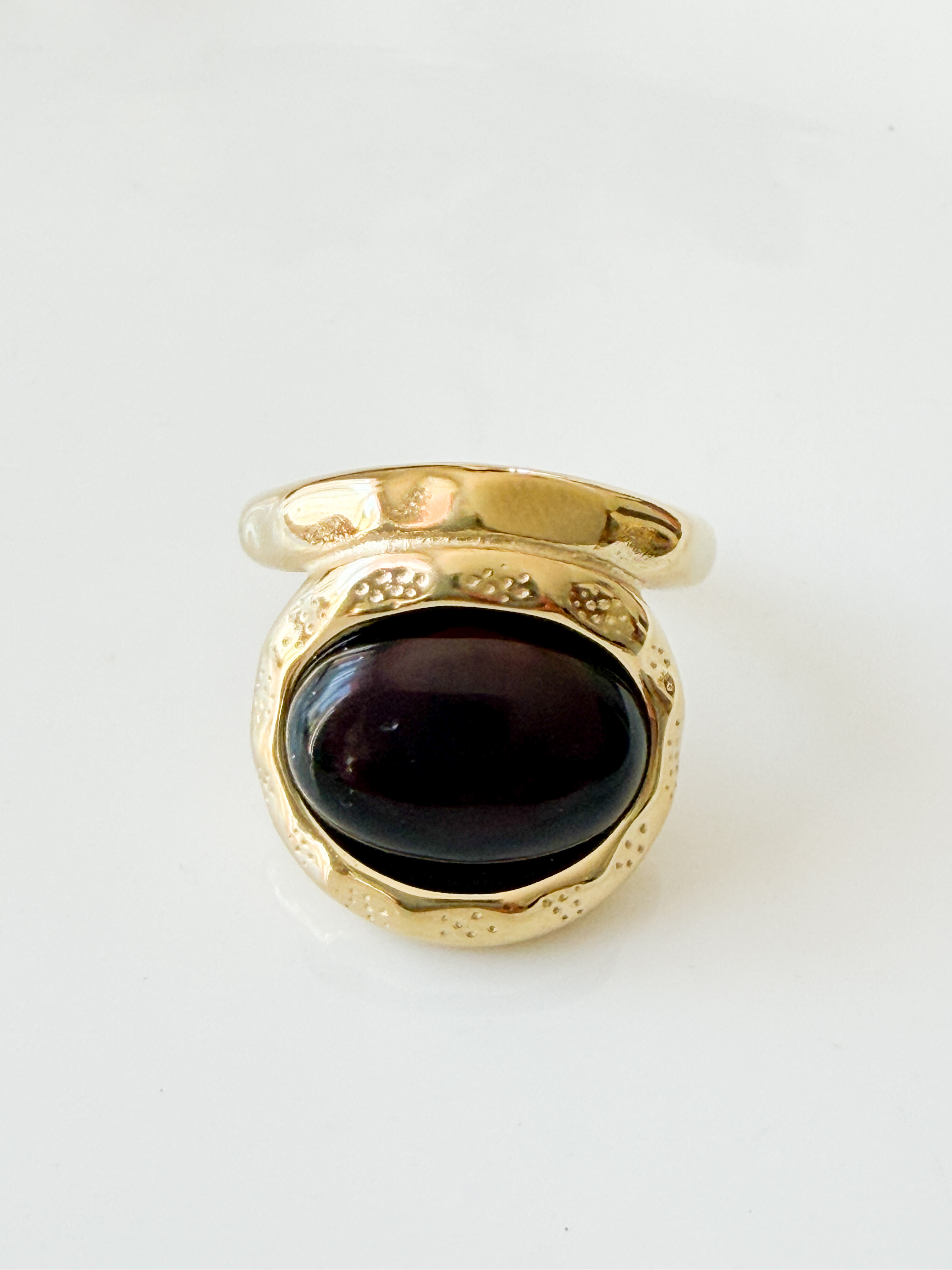 Bague Chloé pierre noir doré