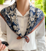 foulard Paisley bleu marron