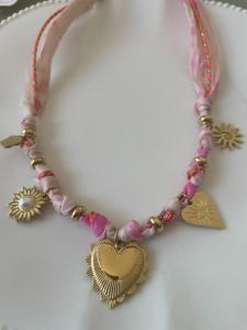 collier ex voto rose