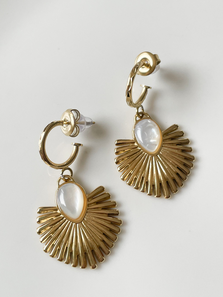 Boucles Isabelle blanc petites doré