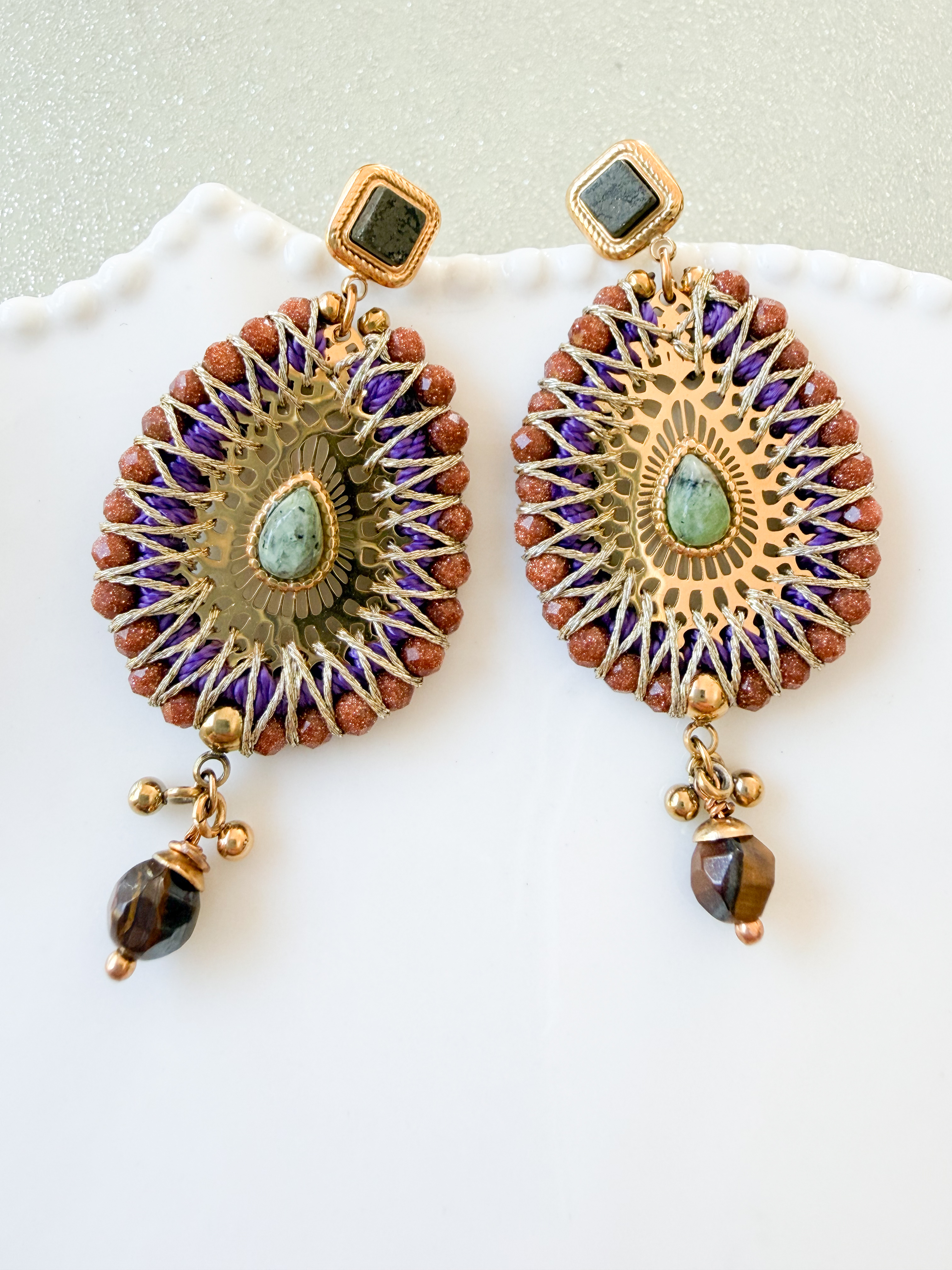 Boucles Bali brodé doré 