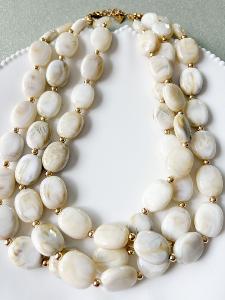 Collier beige multi doré