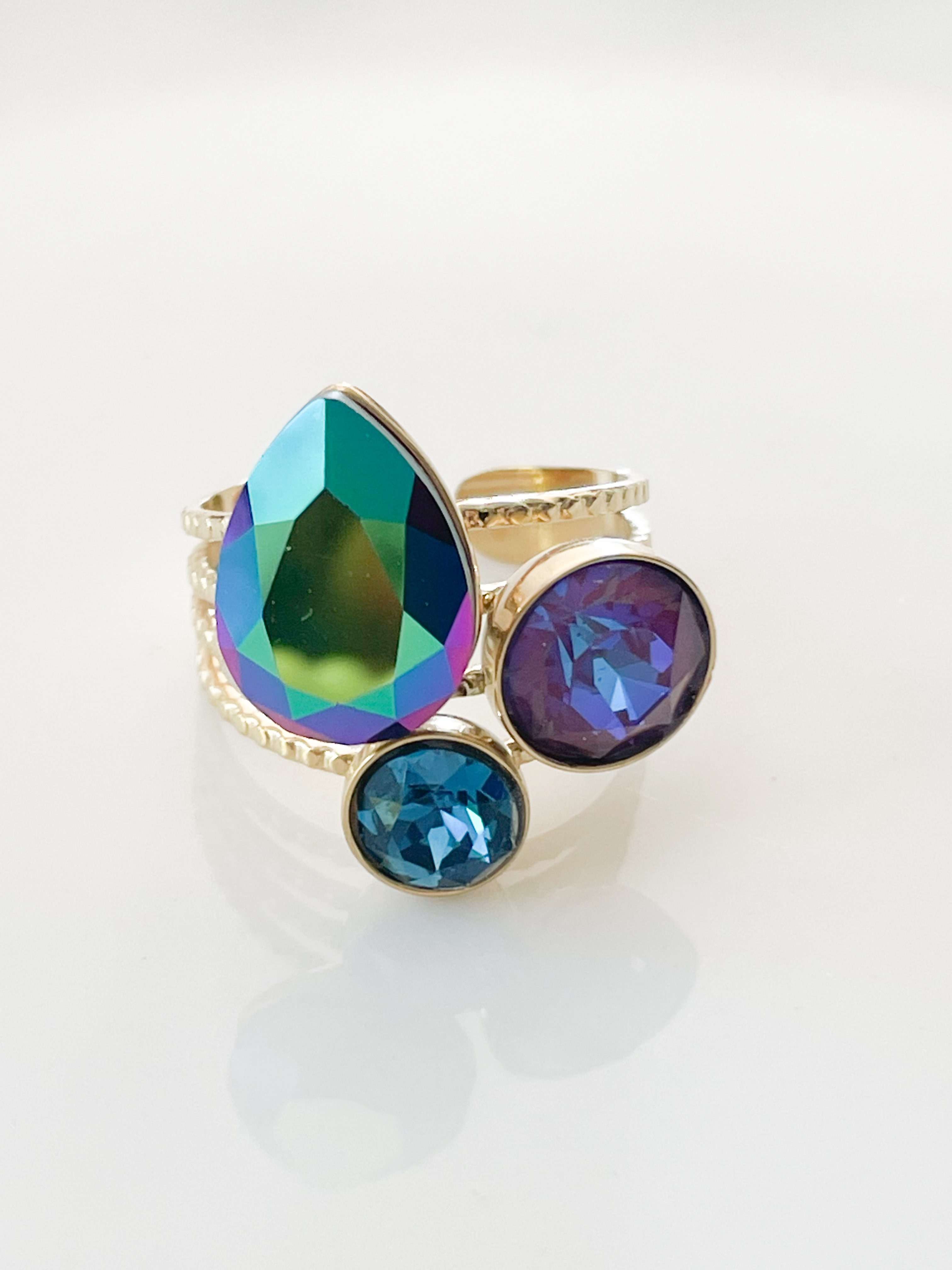 Bague cristal goutte irisé doré