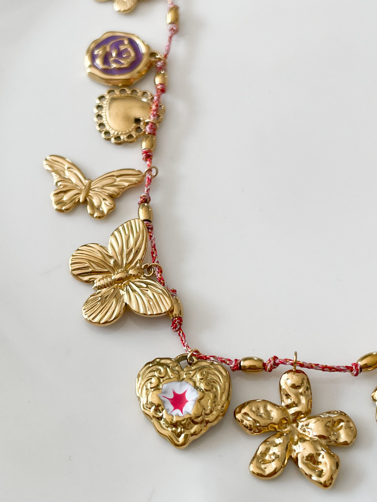 Boucles breloques roses doré