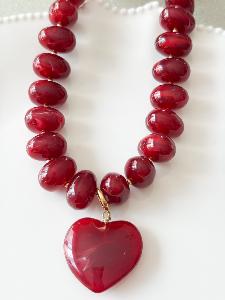 Collier coeur bordeaux perles