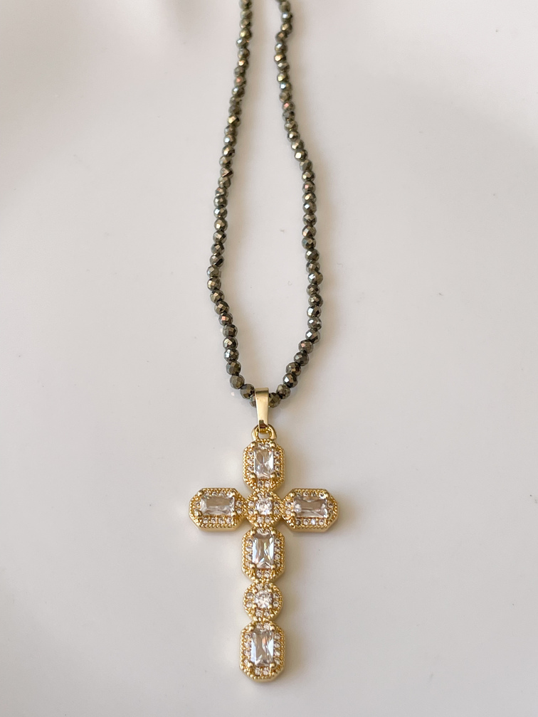 Collier pierres Croix pyrite doré