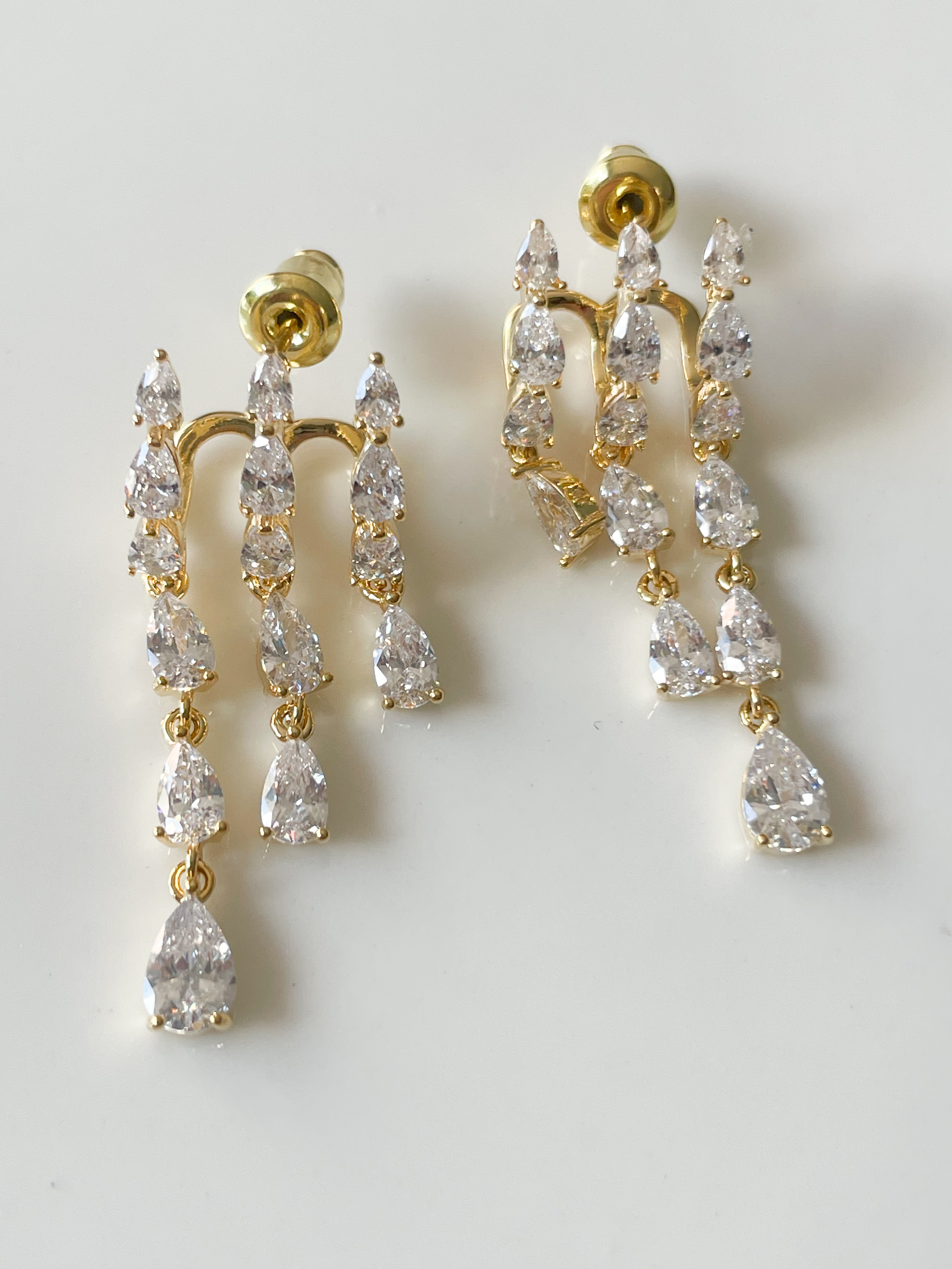 Boucles strass Josephine blanc doré