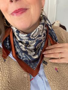 foulard Paisley bleu marron