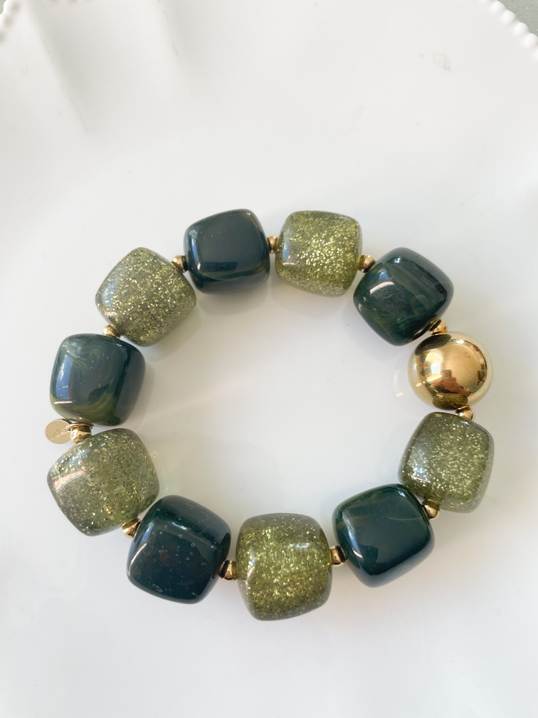 Bracelet perles paillettes kaki doré