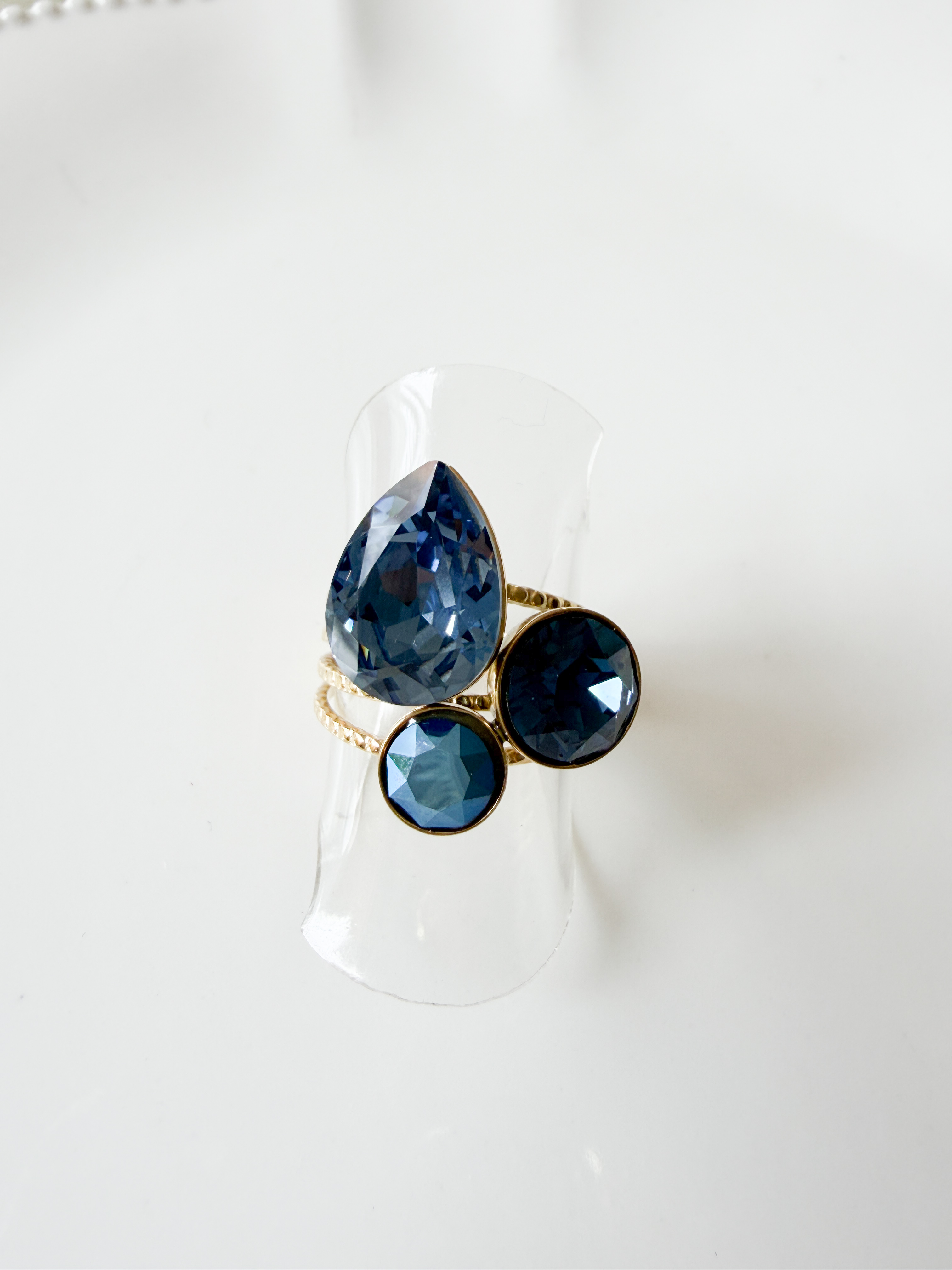 Bague cristal goutte bleu denim doré