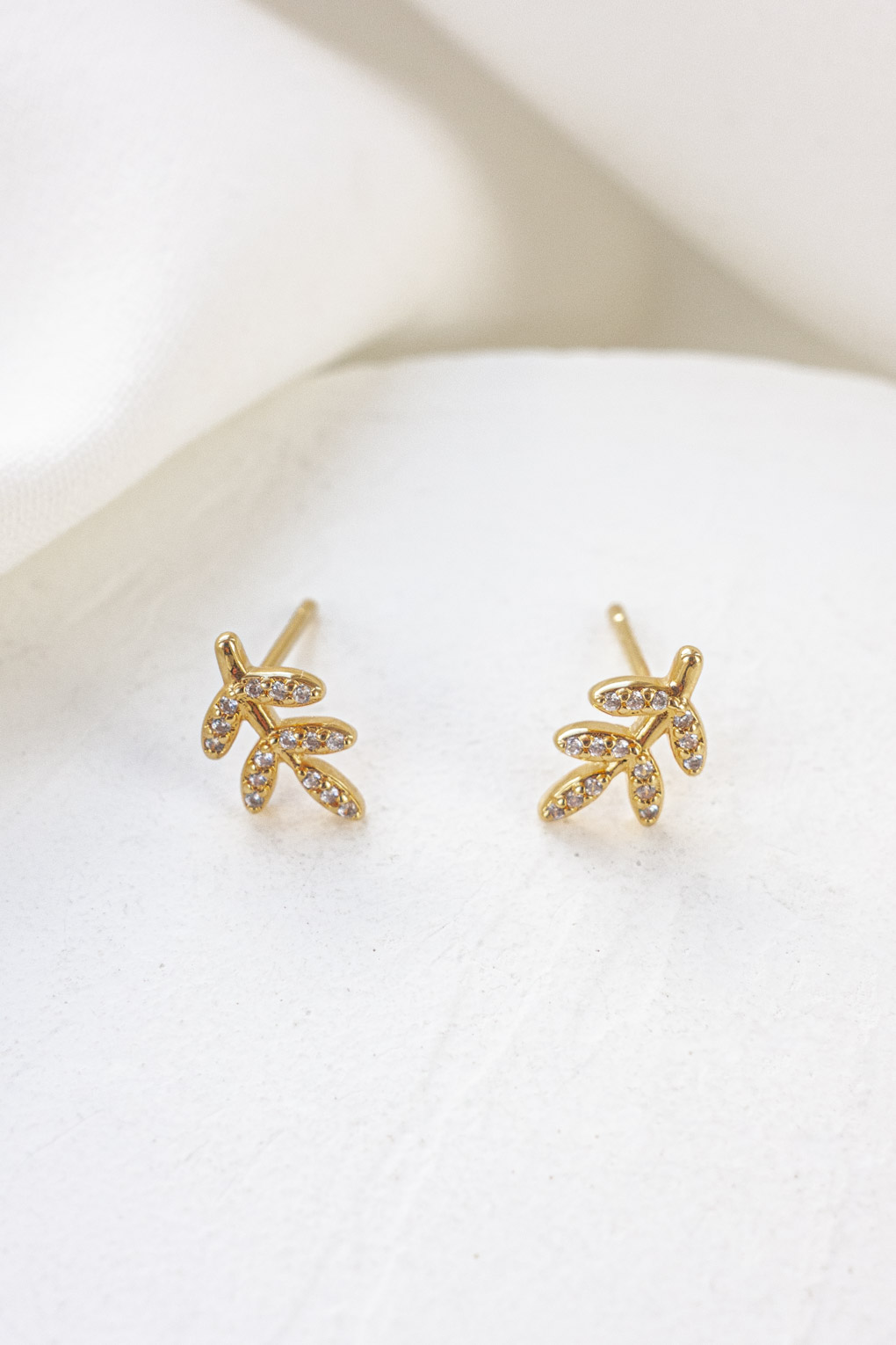 boucles Louisa doré de Shlomit Ofir