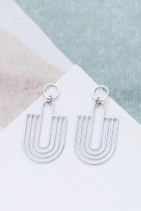 boucles Mobile argenté de Shlomit Ofir