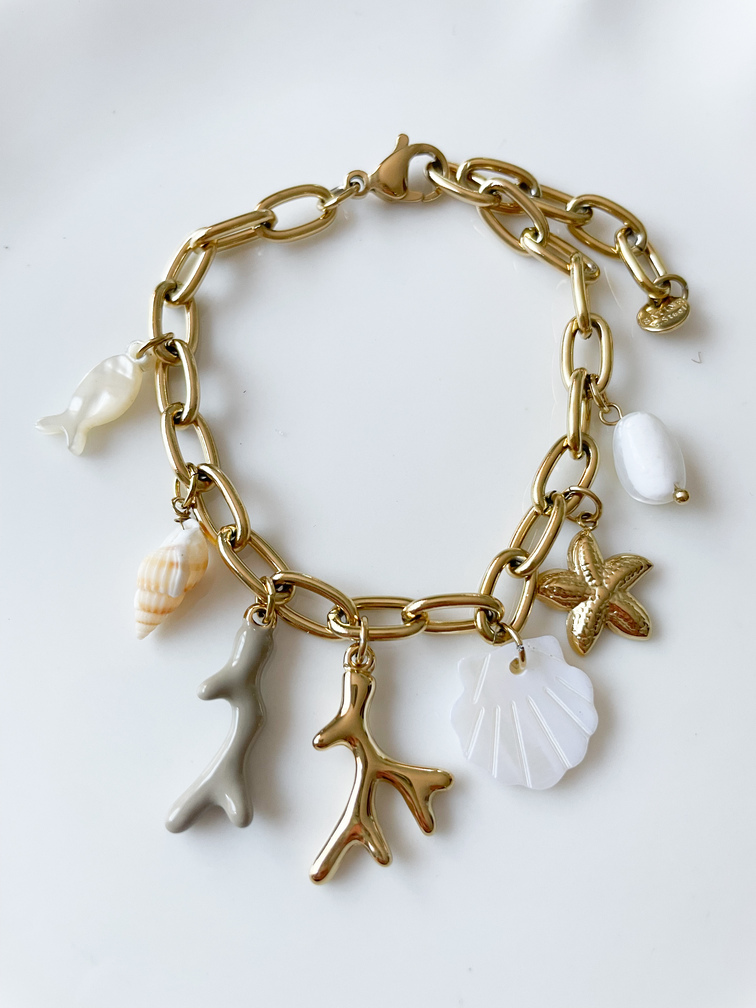 Bracelet breloques corail doré