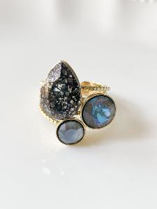 Bague cristal goutte noir tâcheté doré