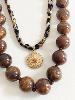 Collier perles marron doré